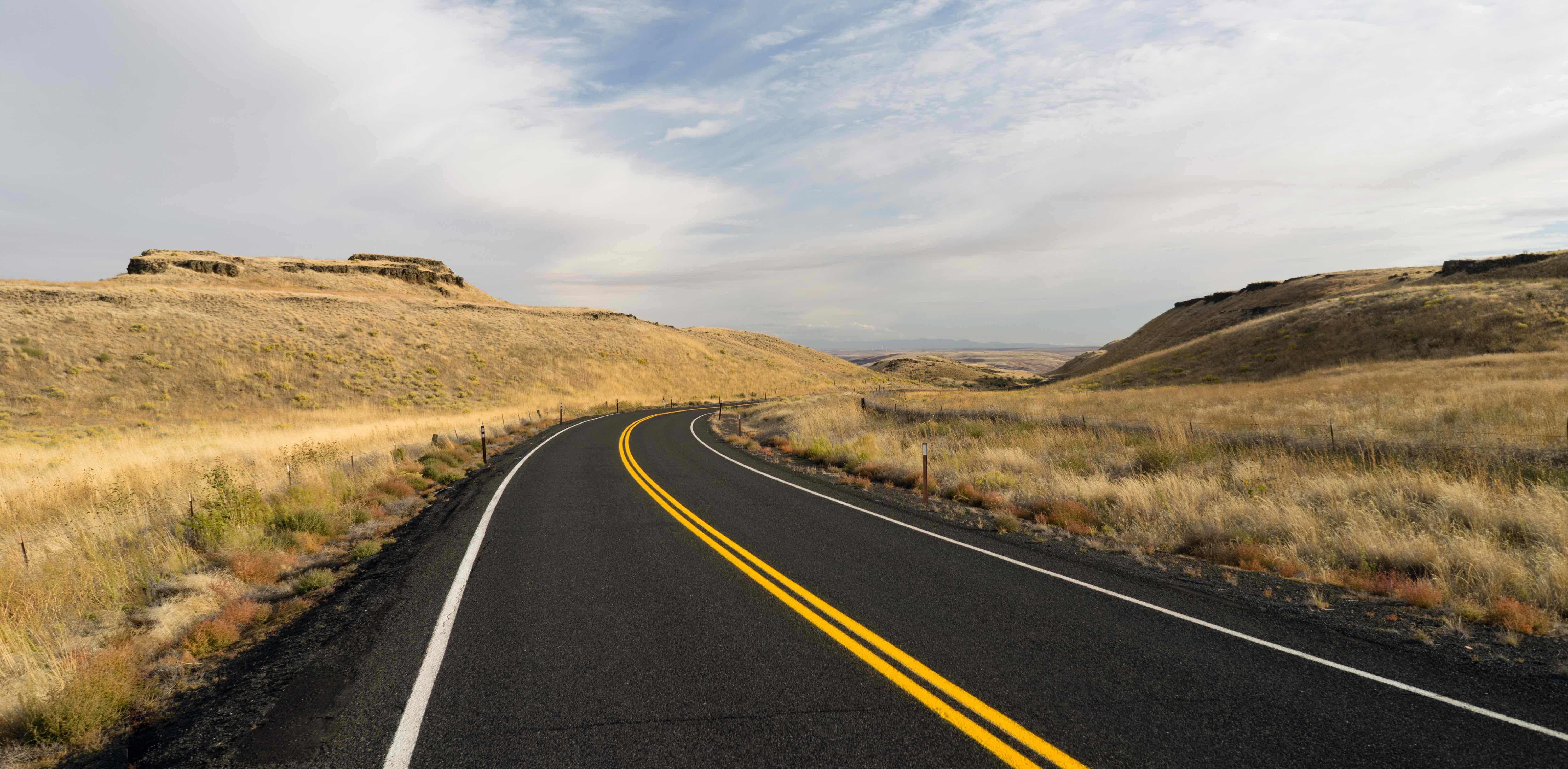 best summer road trips highway view min